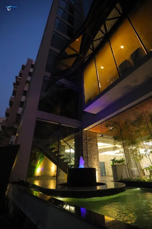 Pearl Hotel 다카