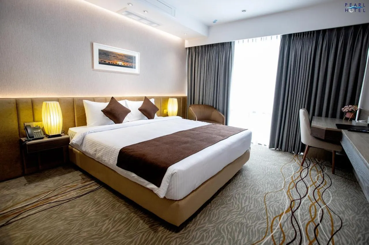 Pearl Hotel 다카