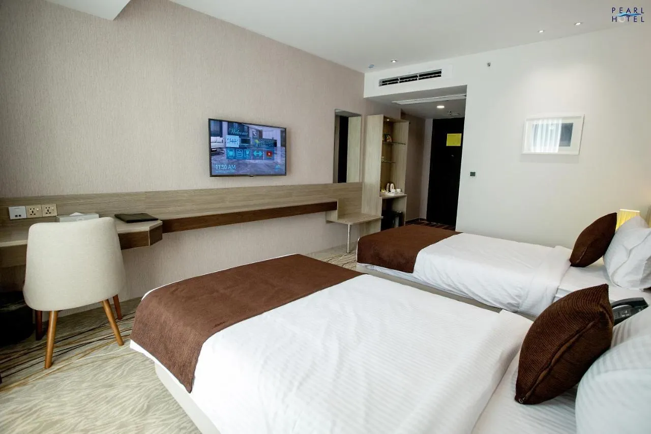 Pearl Hotel 다카