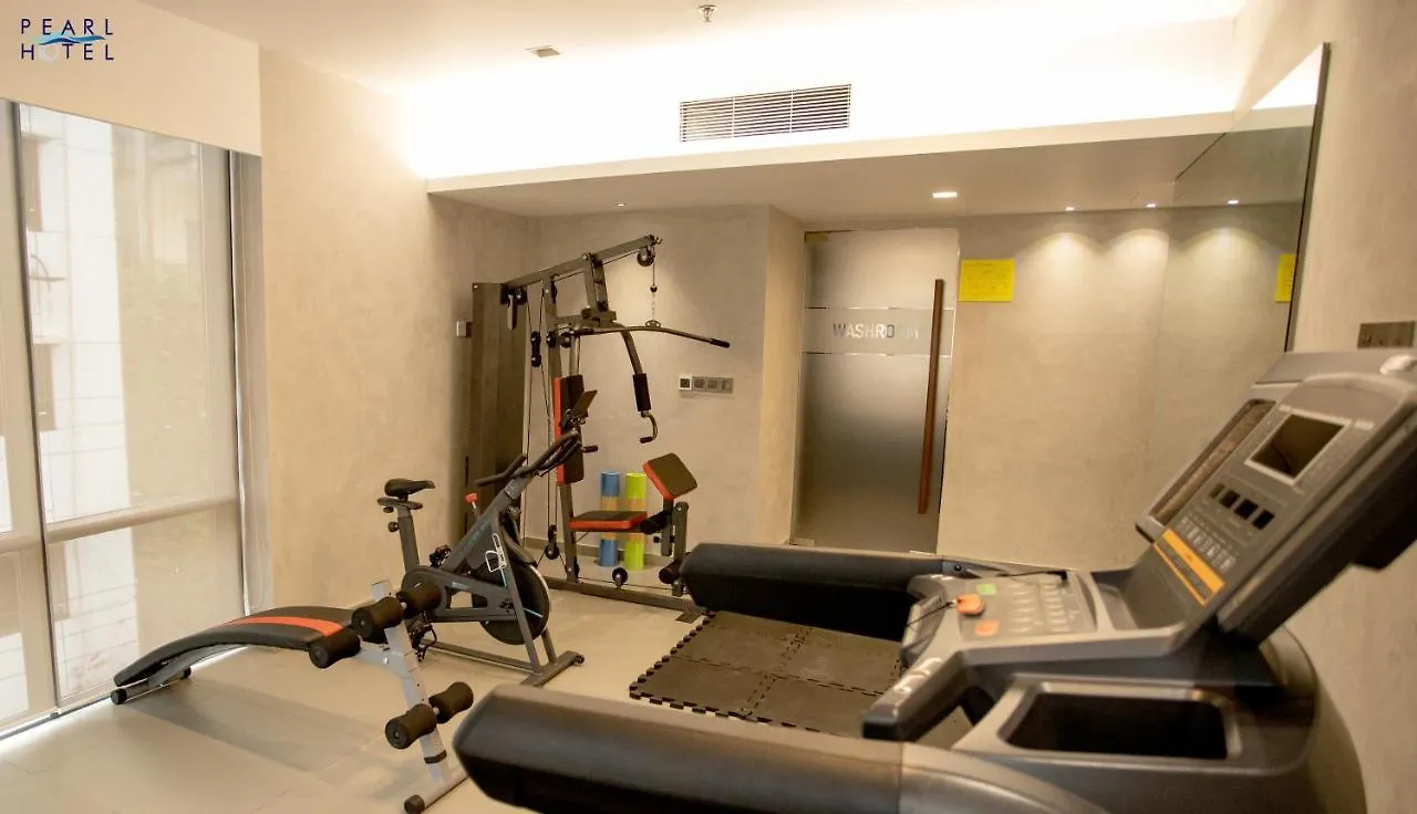 Pearl Hotel 다카
