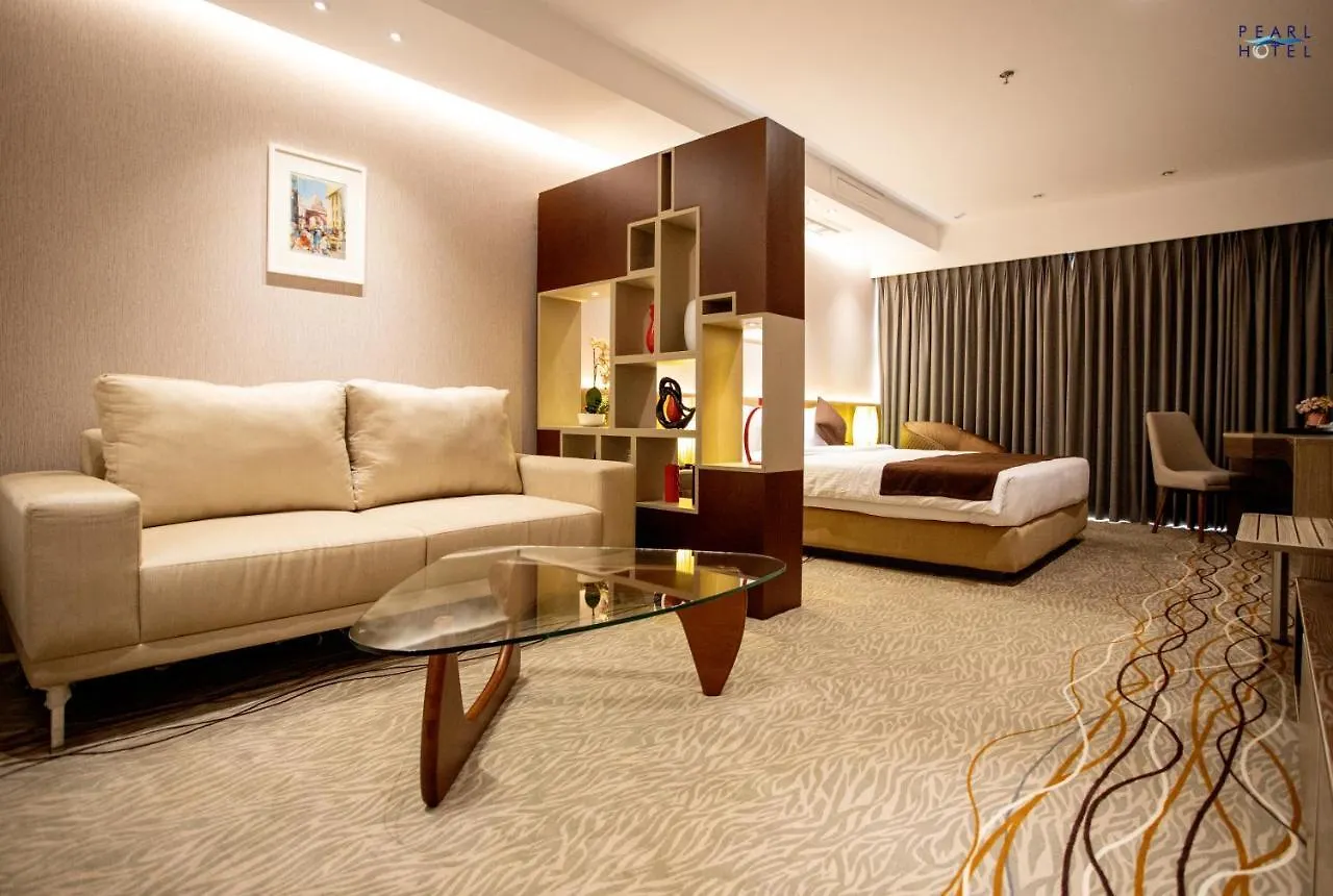Pearl Hotel 다카