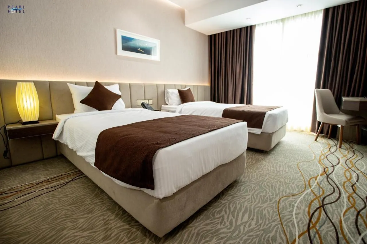 Pearl Hotel 다카